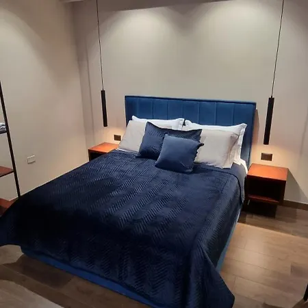 Daily 1 Apartment *