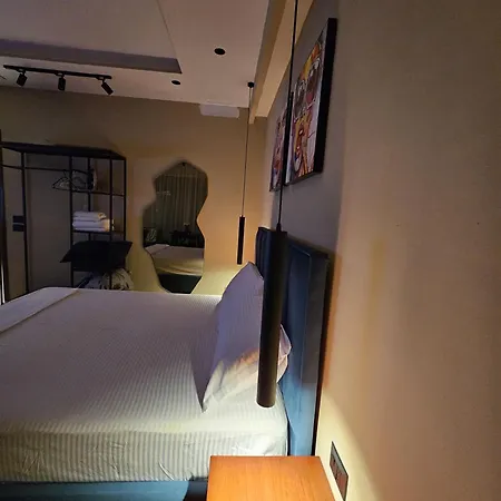 Daily 1 Apartment *